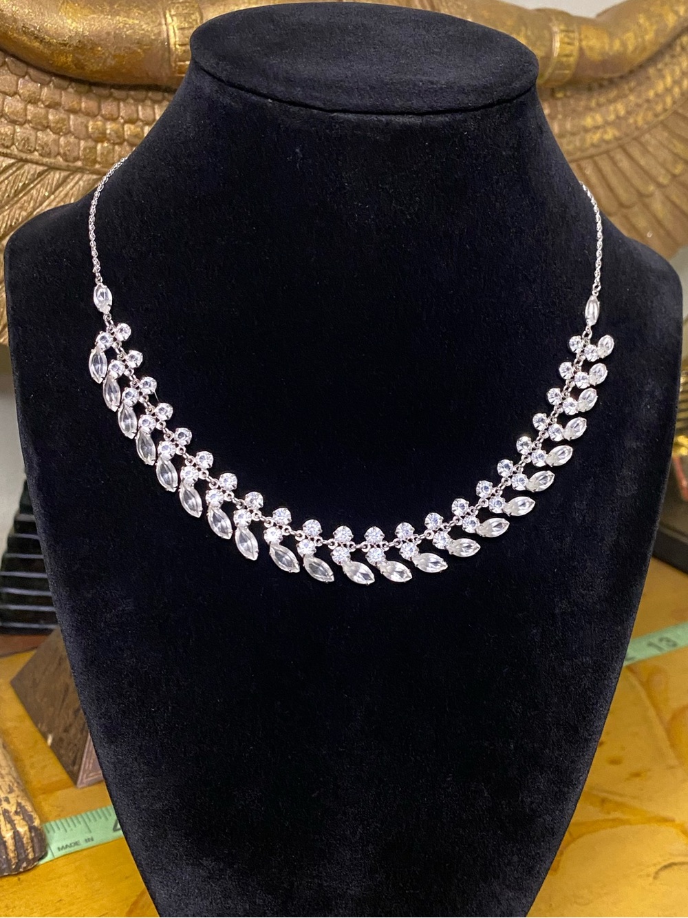 Vintage Sterling 
Crystal Leaf Necklace - Silver Tone